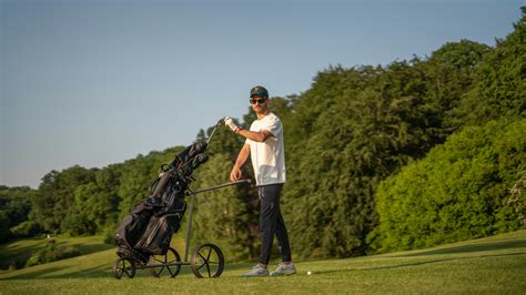 Best Golf Bags for Push Carts: Buyers' Guide .